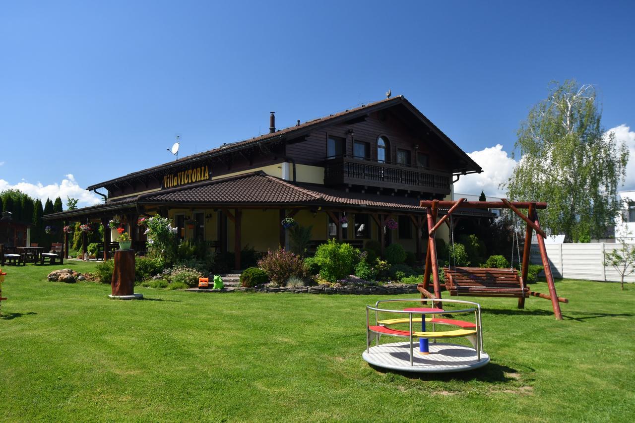 Villa Victoria Penzion Liptovsky Jan Exterior photo